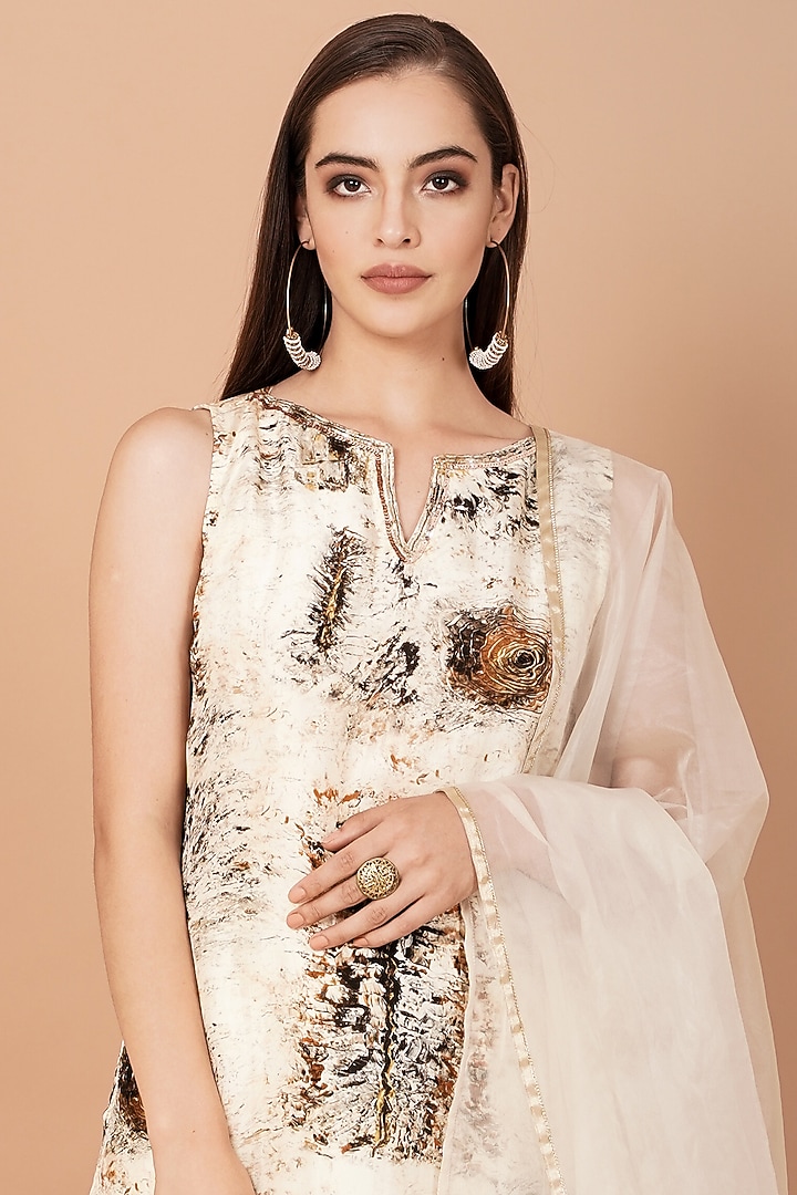 Off White Hand Painted Party Wear Sharara Set by Breathe By Aakanksha Singh at Pernia's Pop Up Shop
