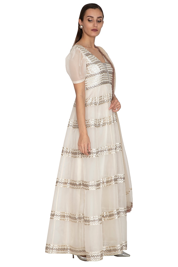 White Embroidered Wedding Anarkali Gown by Breathe By Aakanksha Singh at Pernia's Pop Up Shop