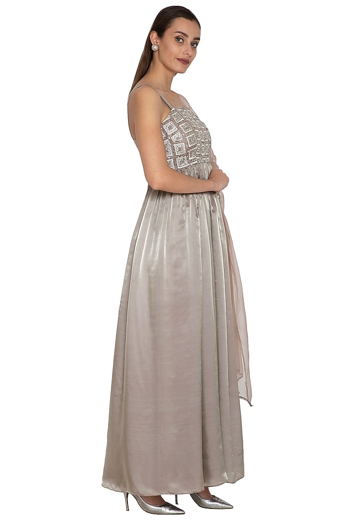 Wine Embroidered Kurta Set by Breathe By Aakanksha Singh at Pernia's Pop Up Shop