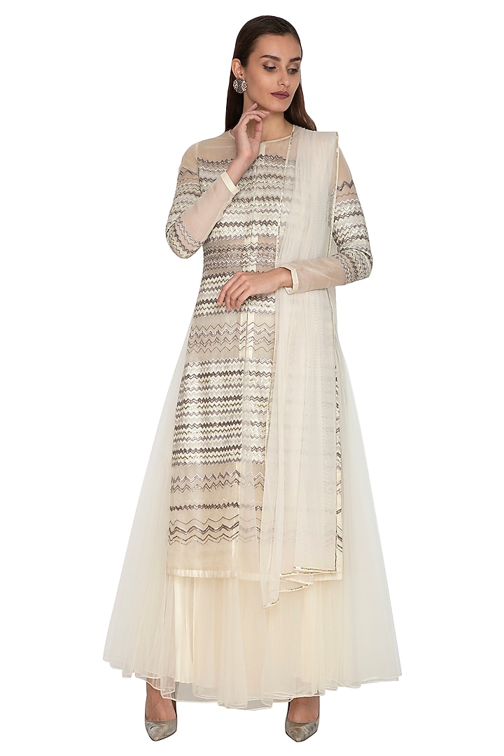 White Front Open Embroidered Kurta Set by Breathe By Aakanksha Singh