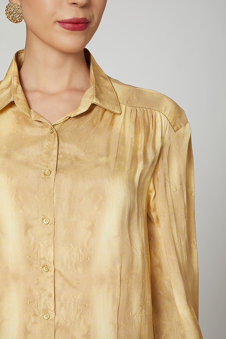 Gold Shirt With Brown Pants by Breathe By Aakanksha Singh at Pernia's Pop Up Shop