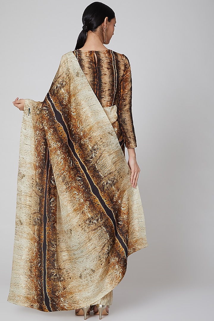 Brown Uppada Silk Digital Printed Wedding Saree Set by Breathe By Aakanksha Singh at Pernia's Pop Up Shop