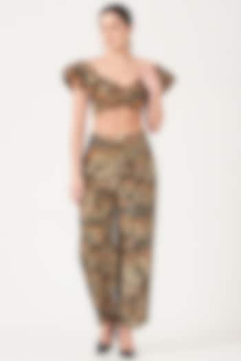 Brown Straight Pant Set With Gold Digital Print by Breathe By Aakanksha Singh at Pernia's Pop Up Shop