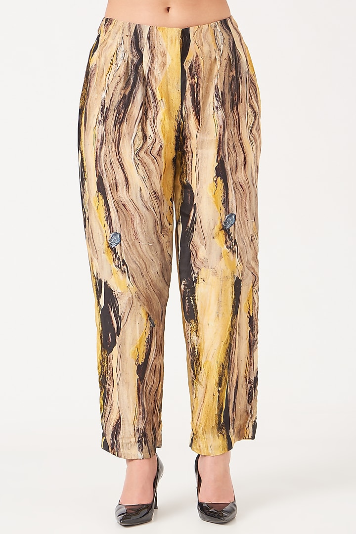Pale Yellow & Avatar Blue Dola Silk Digital Printed Co-Ord Set by Breathe By Aakanksha Singh at Pernia's Pop Up Shop