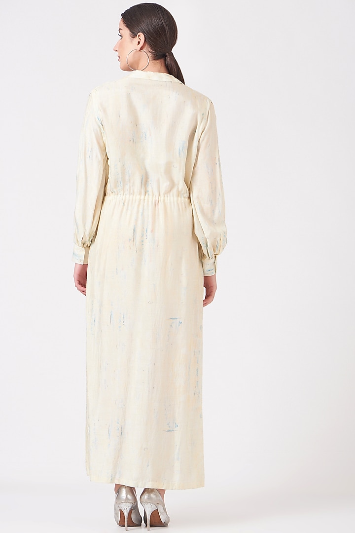 Off-White Digital Printed Kaftan Tunic by Breathe By Aakanksha Singh at Pernia's Pop Up Shop