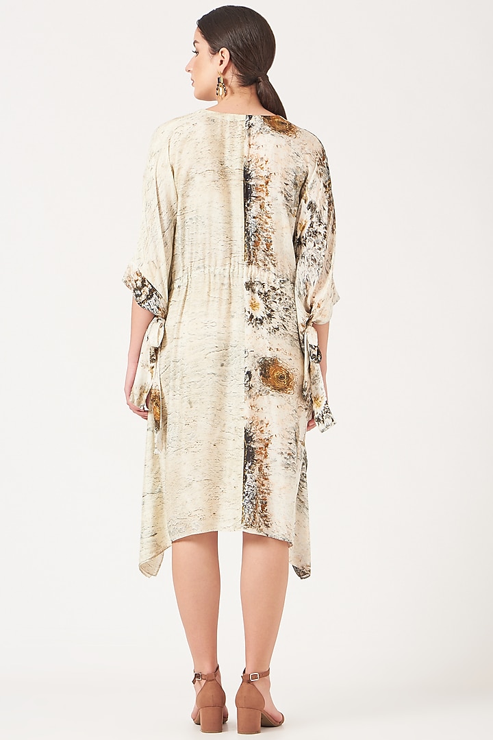 Beige Short Kaftan With Gold Digital Print by Breathe By Aakanksha Singh at Pernia's Pop Up Shop
