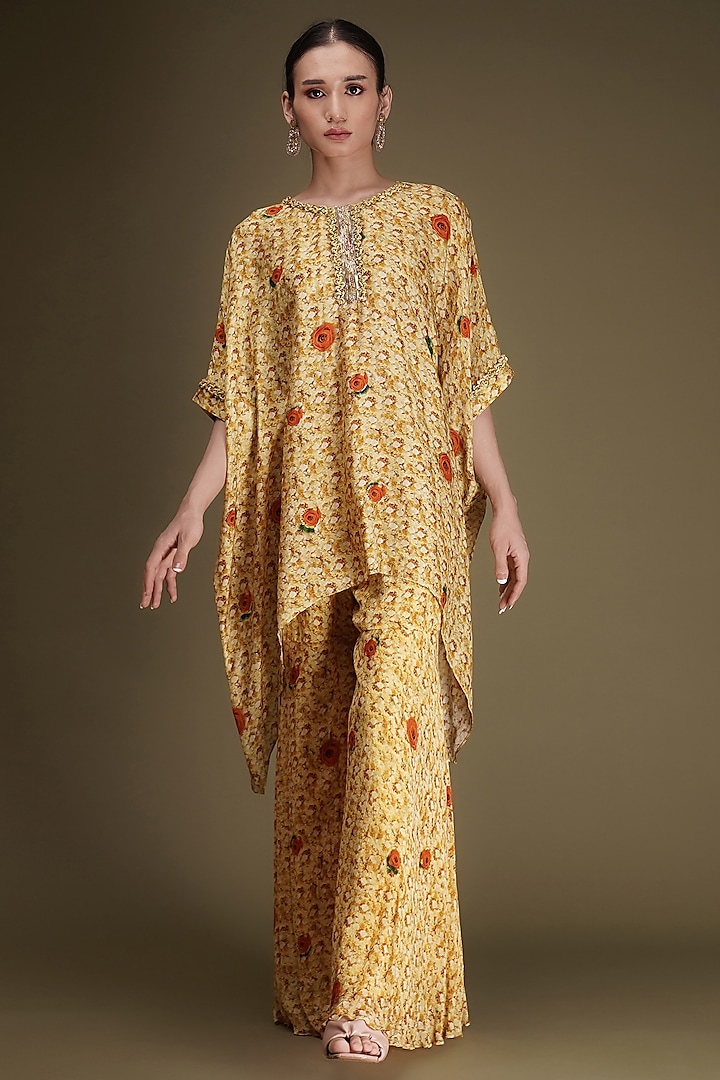 Yellow Chinon Floral Printed Short Tunic Set by Breathe By Aakanksha Singh at Pernia's Pop Up Shop