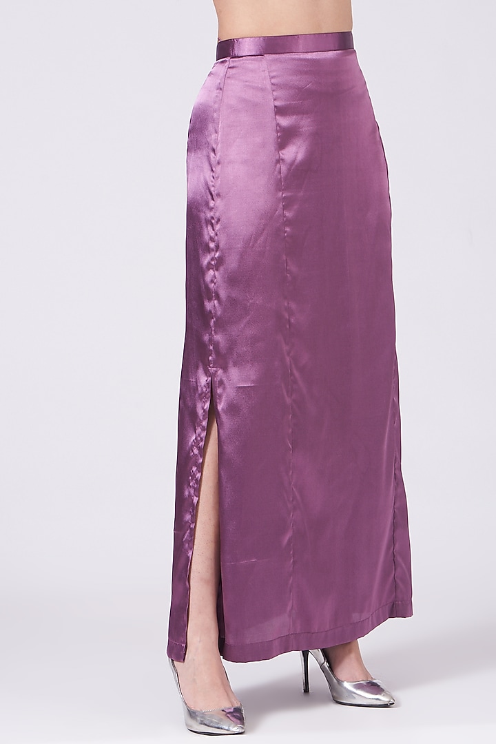 Grape Purple Embellished Wedding Saree Set by Breathe By Aakanksha Singh at Pernia's Pop Up Shop