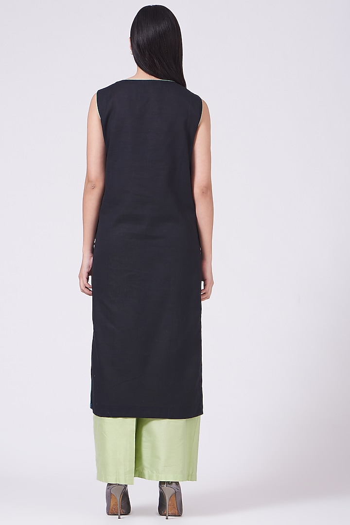 Black Glaze Cotton Kurta Set by Breathe By Aakanksha Singh at Pernia's Pop Up Shop