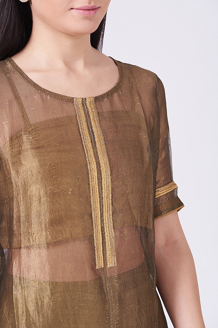 Golden Brown Hand Embroidered Kurta Set by Breathe By Aakanksha Singh at Pernia's Pop Up Shop