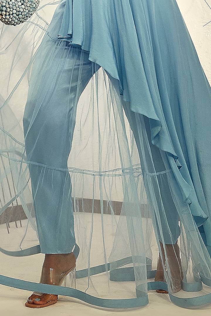 Powder Blue Embroidered Kurta Set by Babita Malkani at Pernia's Pop Up Shop