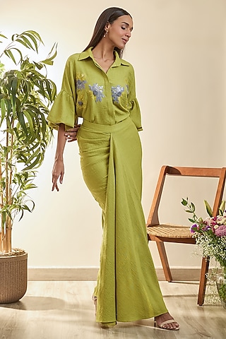 Lime Green Turkish Linen Geometric Floral Embroidered Co-Ord Set by Babita Malkani
