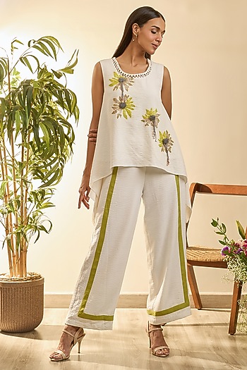 Oyster White Turkish Linen Floral Embroidered Co-Ord Set by Babita Malkani at Pernia's Pop Up Shop