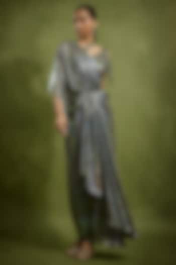 Green Holographic Georgette Layered Draped Wedding Saree Set by Babita Malkani at Pernia's Pop Up Shop