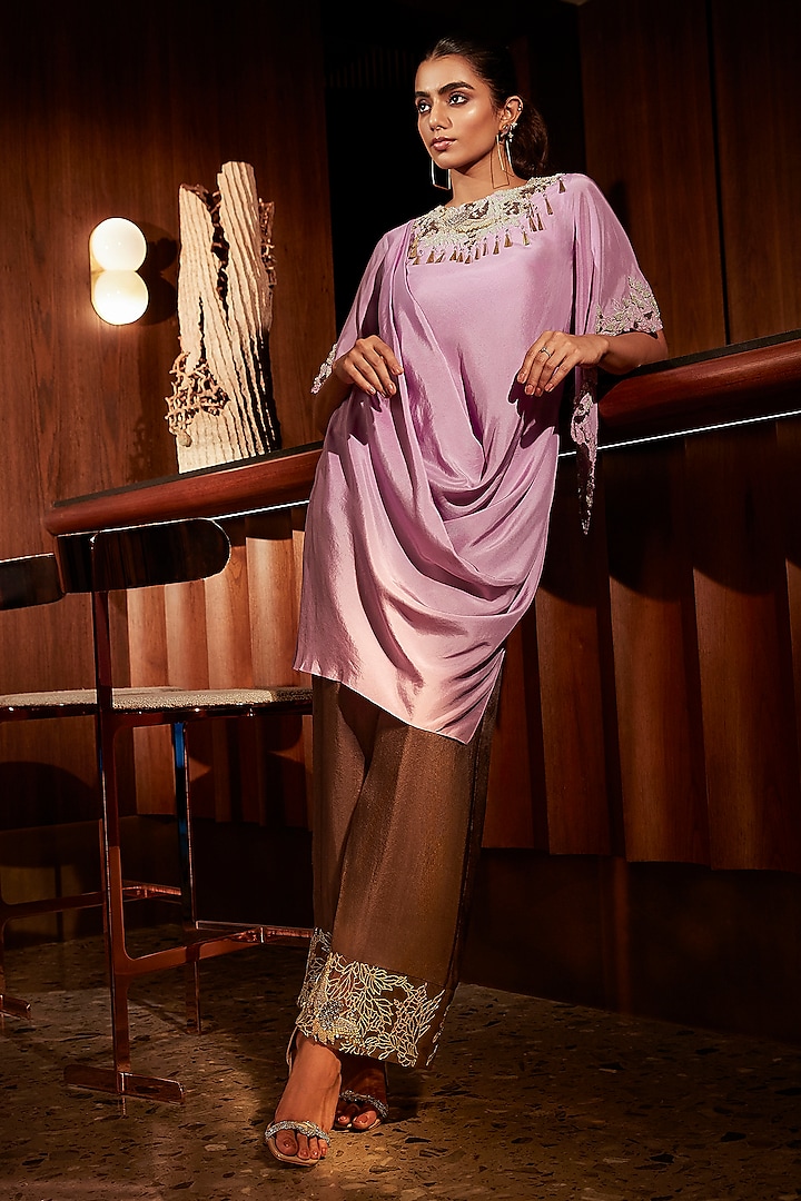 Lilac Mist Silk Thread Embroidered Cowl Kurta Set by Babita Malkani at Pernia's Pop Up Shop