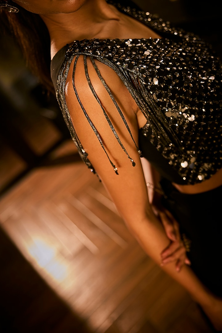 Black Georgette Pre-Draped Wedding Saree Set by Babita Malkani at Pernia's Pop Up Shop