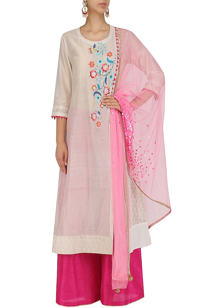 Off-white floral embroidered A-line kurta and pants set available only at Pernia's Pop Up Shop.