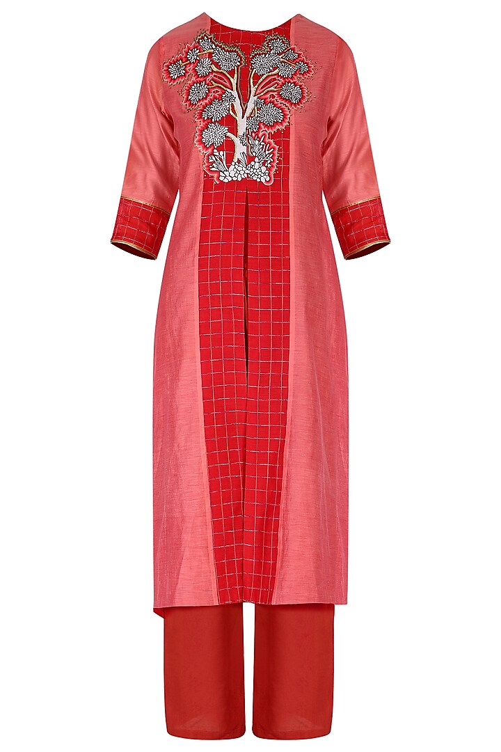 Red embroidered kurta set by Breathe By Aakanksha Singh