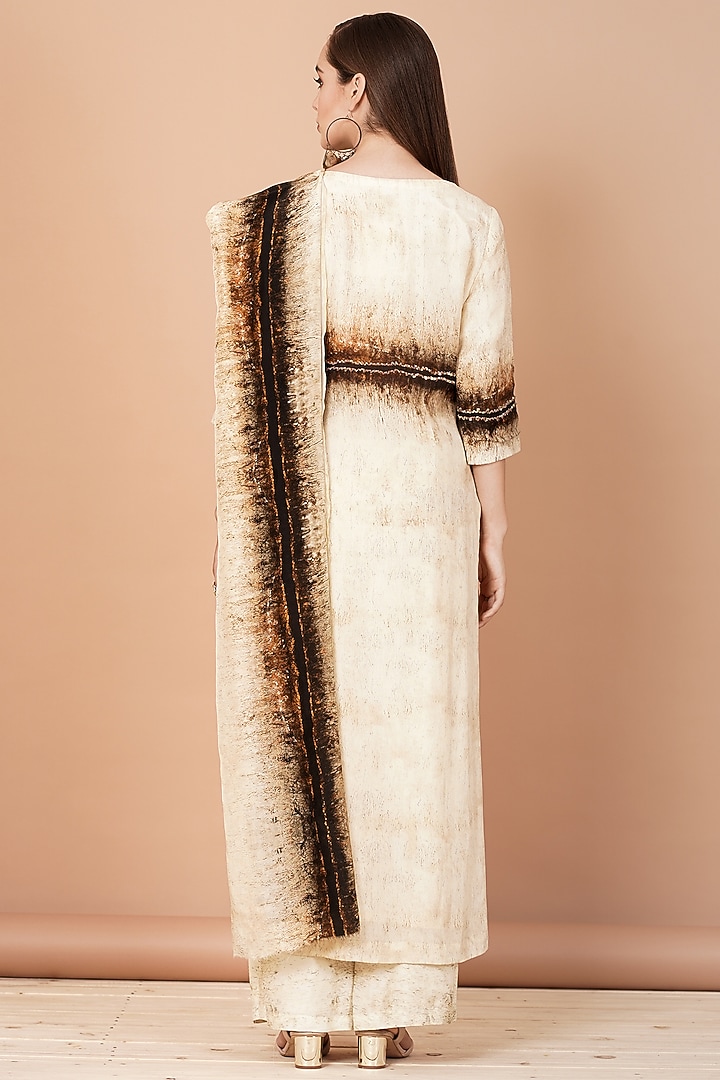 Brown & Beige Printed Kurta Set by Breathe By Aakanksha Singh at Pernia's Pop Up Shop