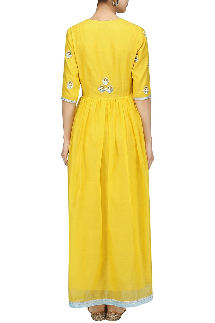 Yellow and blue embroidered kurta set available only at Pernia's Pop Up Shop.