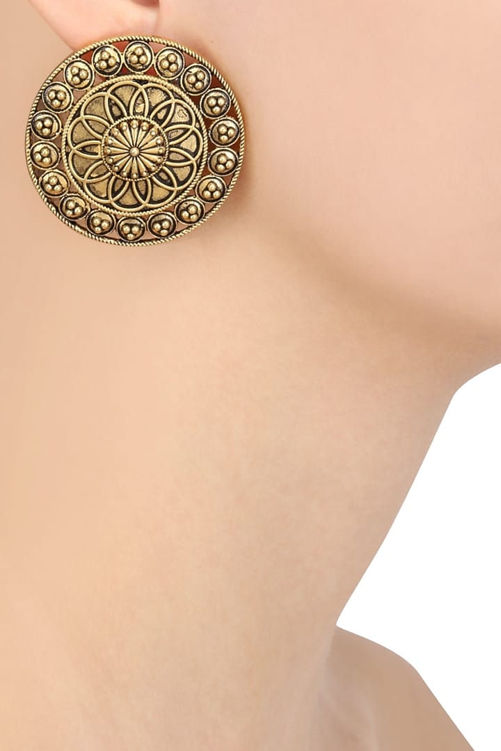 Blue Turban presents Gold plated wire and rawa round studs available only at Pernia's Pop Up Shop.