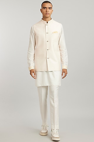 Pastel Pink Jacquard Silk Digital Printed Bundi Jacket by Bubber Couture