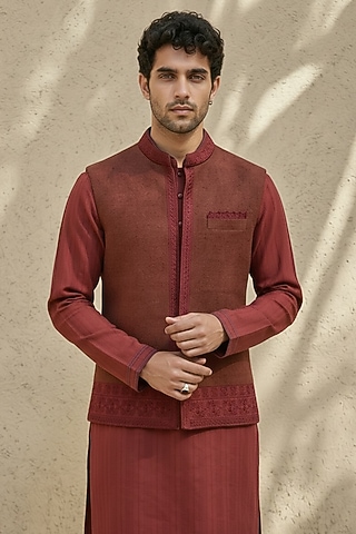 Maroon Matka Silk Embroidered Bundi Jacket by Bubber Couture
