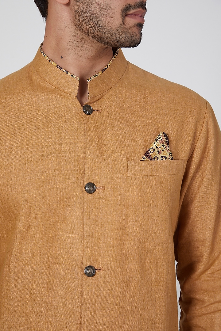 Beige Linen Kurta Set by Bubber Couture at Pernia's Pop Up Shop