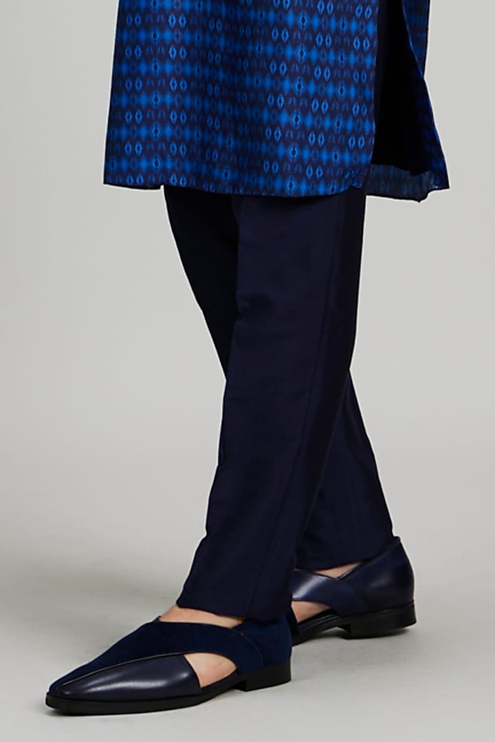 Navy Blue Flat Raw Silk Ikat Digital Printed Kurta Set by Bubber Couture at Pernia's Pop Up Shop