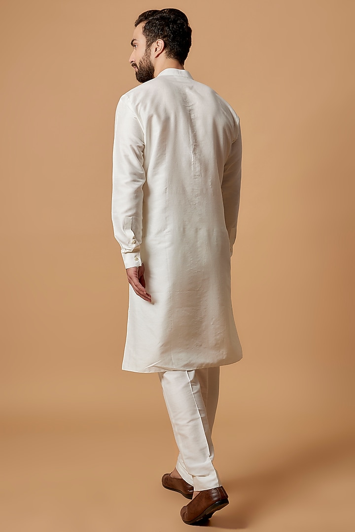 Off-White Cotton Silk Kurta Set by Bubber Couture at Pernia's Pop Up Shop