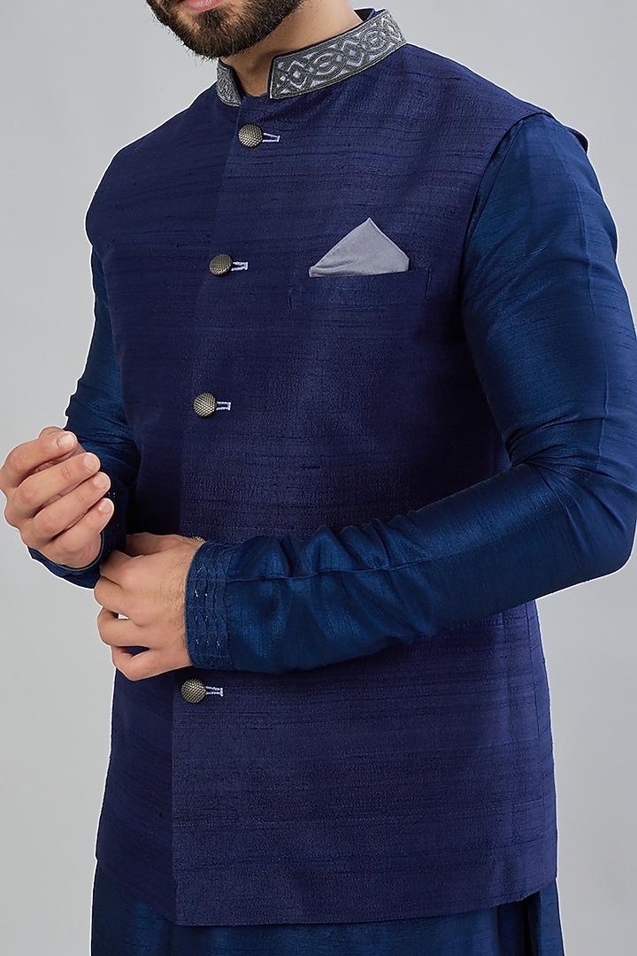 Navy Blue Raw Silk & Wool Zardosi Embroidered Bundi Jacket by Bubber Couture at Pernia's Pop Up Shop