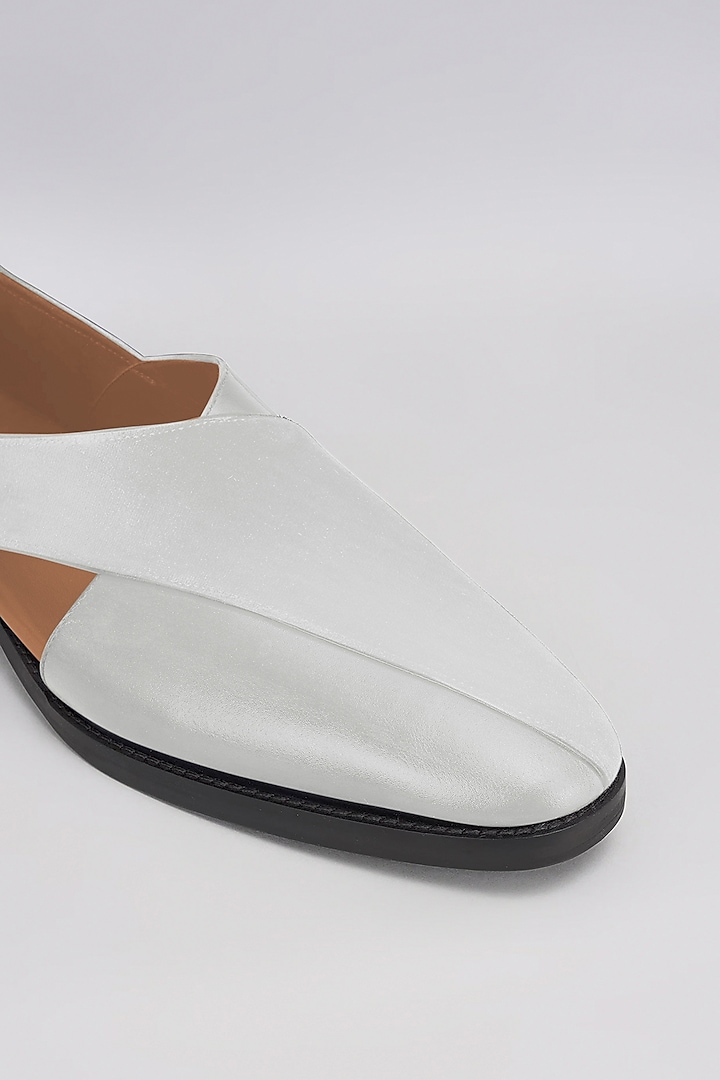 Off-White Velvet & Premium Italian Leather Peshawari Sandals by Bubber Couture at Pernia's Pop Up Shop