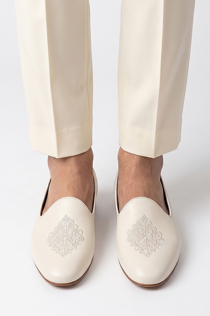 Off-White Italian Leather Embroidered Mojaris by Bubber Couture at Pernia's Pop Up Shop