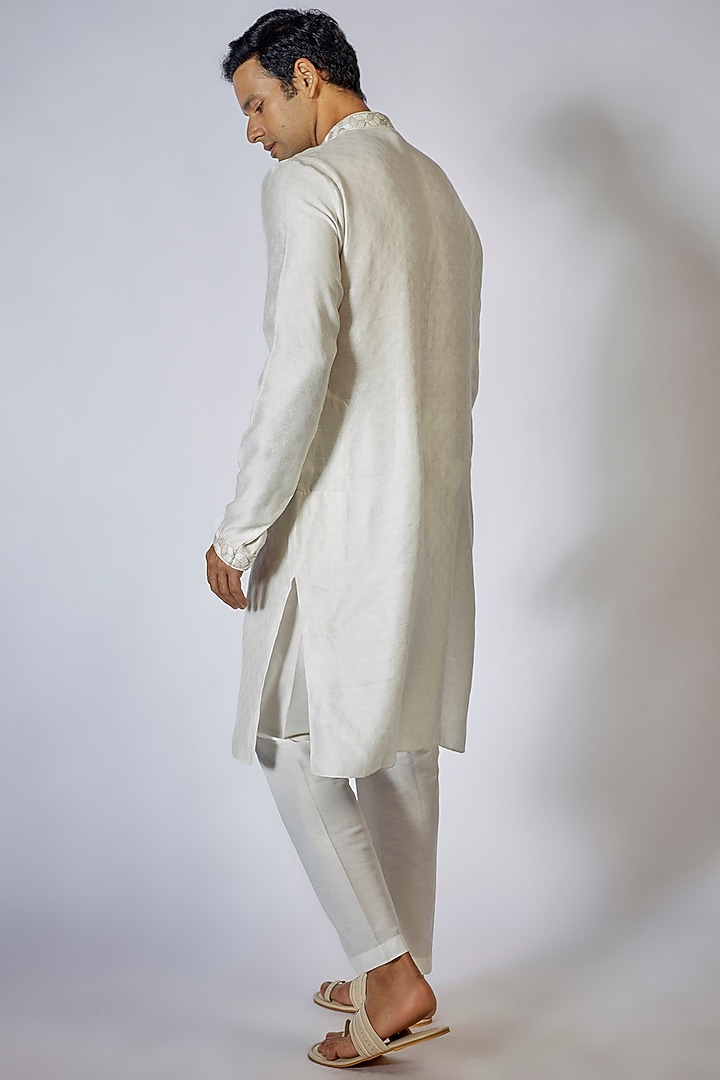 Off-White Jacquard Silk Mirror Embroidered Kurta Set by Bubber Couture at Pernia's Pop Up Shop