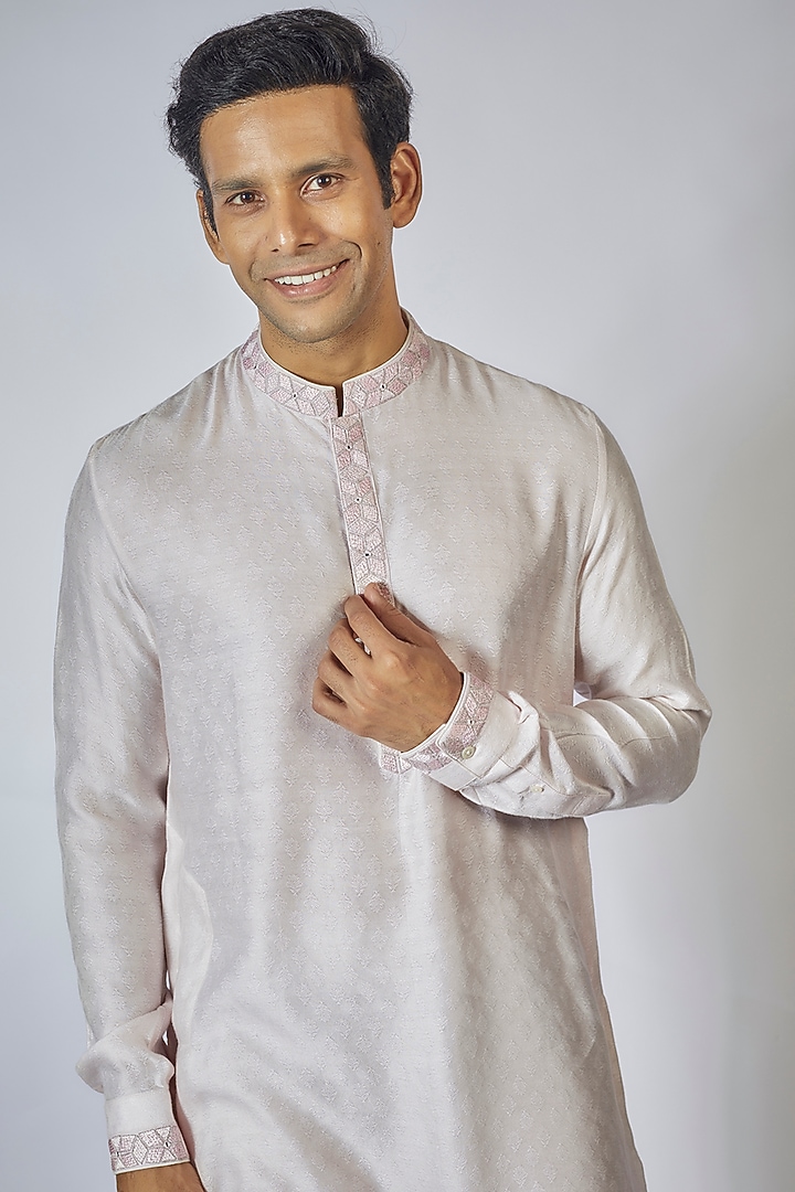 Baby Pink Jacquard Silk Mirror Embroidered Kurta Set by Bubber Couture at Pernia's Pop Up Shop