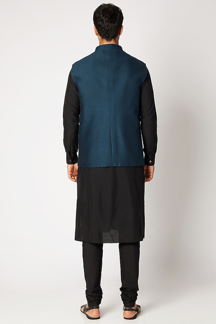 Turquoise & Teal Reversible Bundi Jacket by Bubber Couture at Pernia's Pop Up Shop