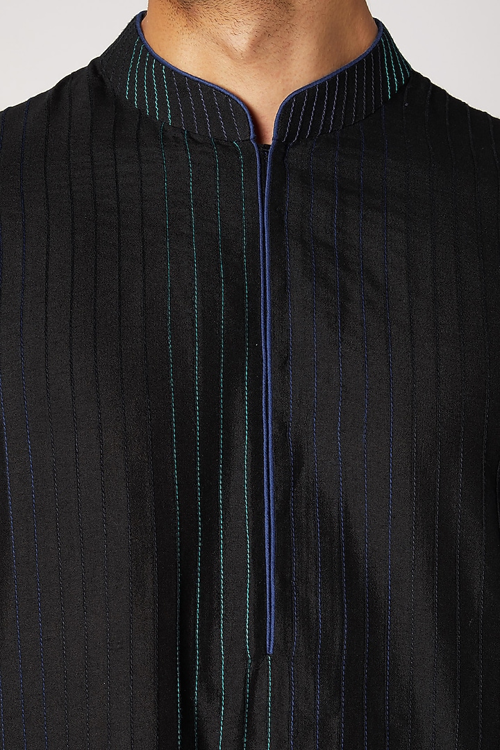 Black & Blue Pintucked Kurta Set by Bubber Couture at Pernia's Pop Up Shop