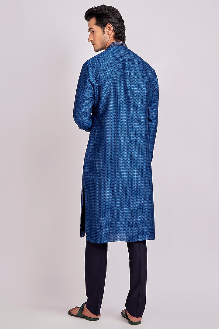 Teal Digital Printed Kurta Set by Bubber Couture at Pernia's Pop Up Shop