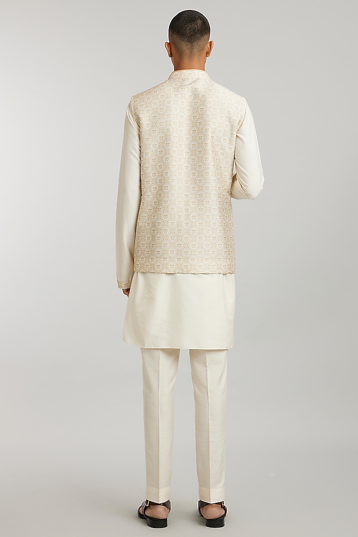 Ivory Flat Raw Silk Printed Bundi Jacket by Bubber Couture at Pernia's Pop Up Shop