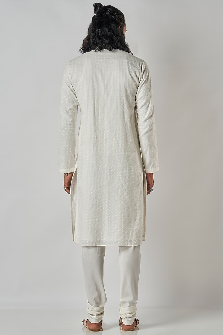 Off-White Poly Cotton Textured Kurta by Bubber Blu at Pernia's Pop Up Shop