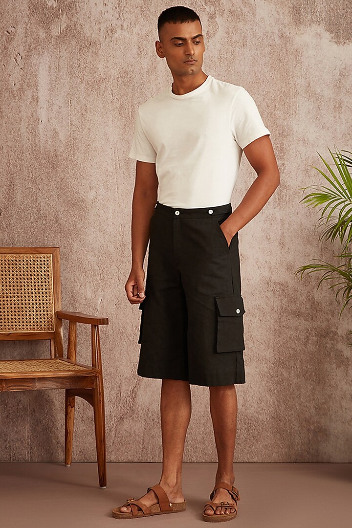 Black Cotton Canvas Cargo Shorts by BLUEHOUR