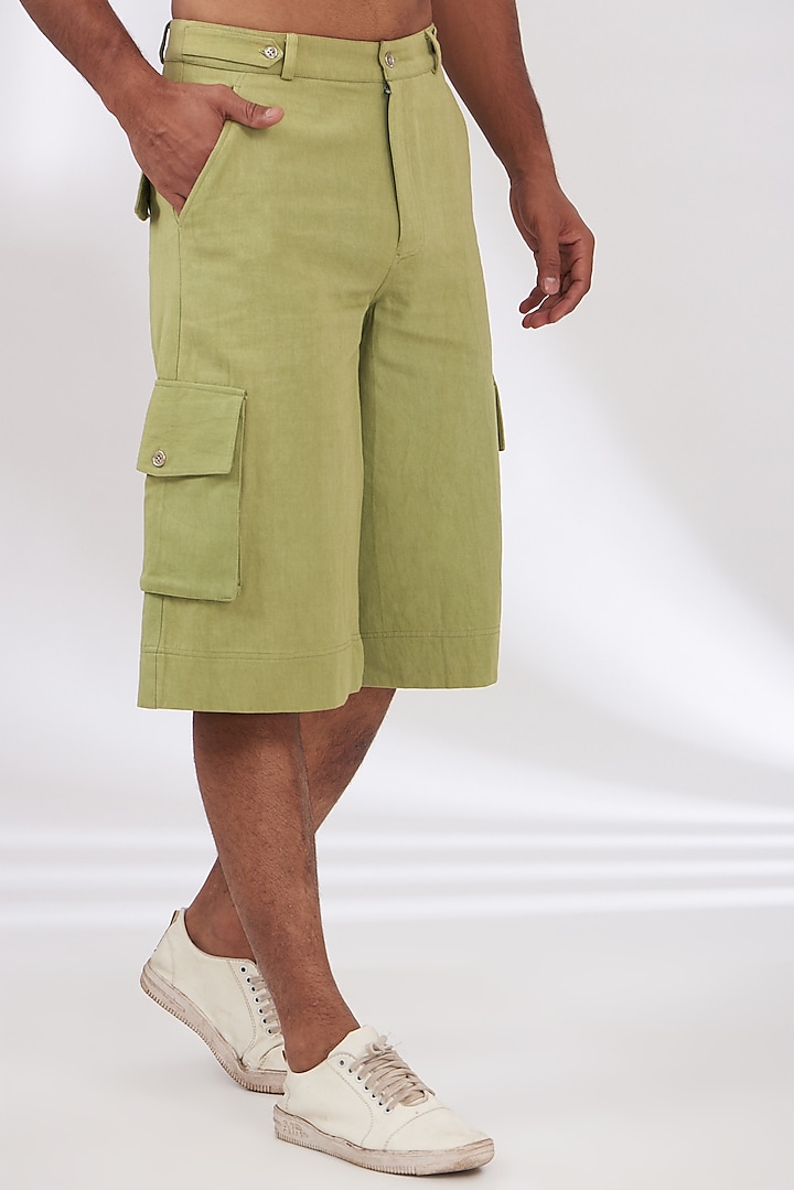 Green Cotton Twill Shorts by BLUEHOUR