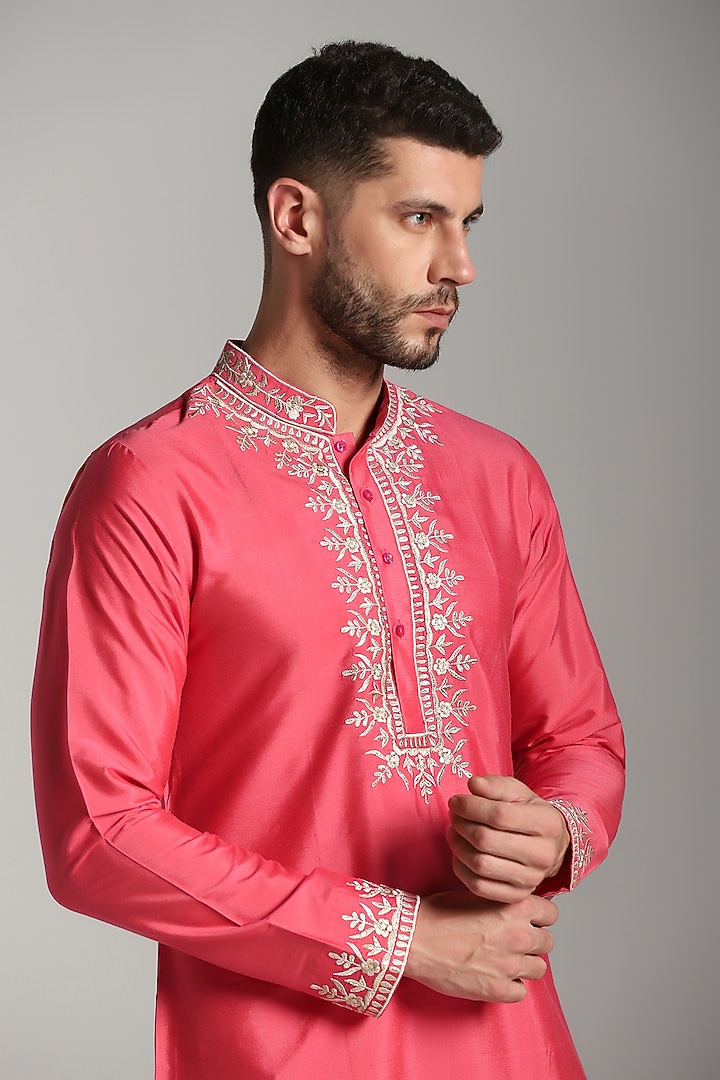 Carrot Pink Cotton Poly Embroidered Kurta Set by Bhavya Bhasin at Pernia's Pop Up Shop