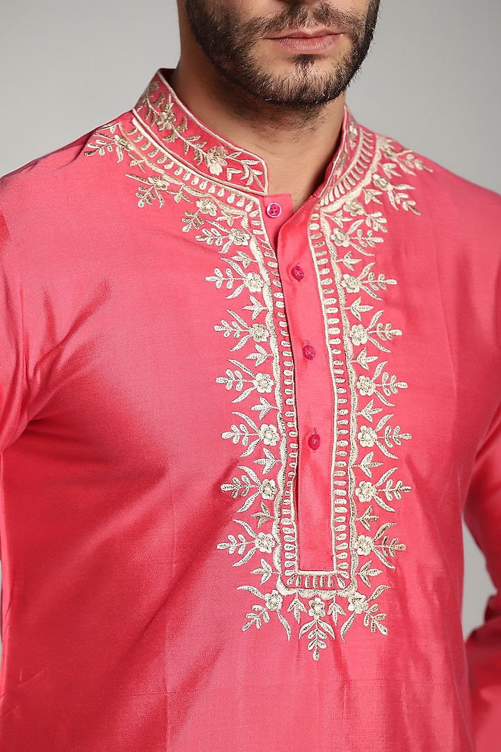 Carrot Pink Cotton Poly Embroidered Kurta Set by Bhavya Bhasin at Pernia's Pop Up Shop