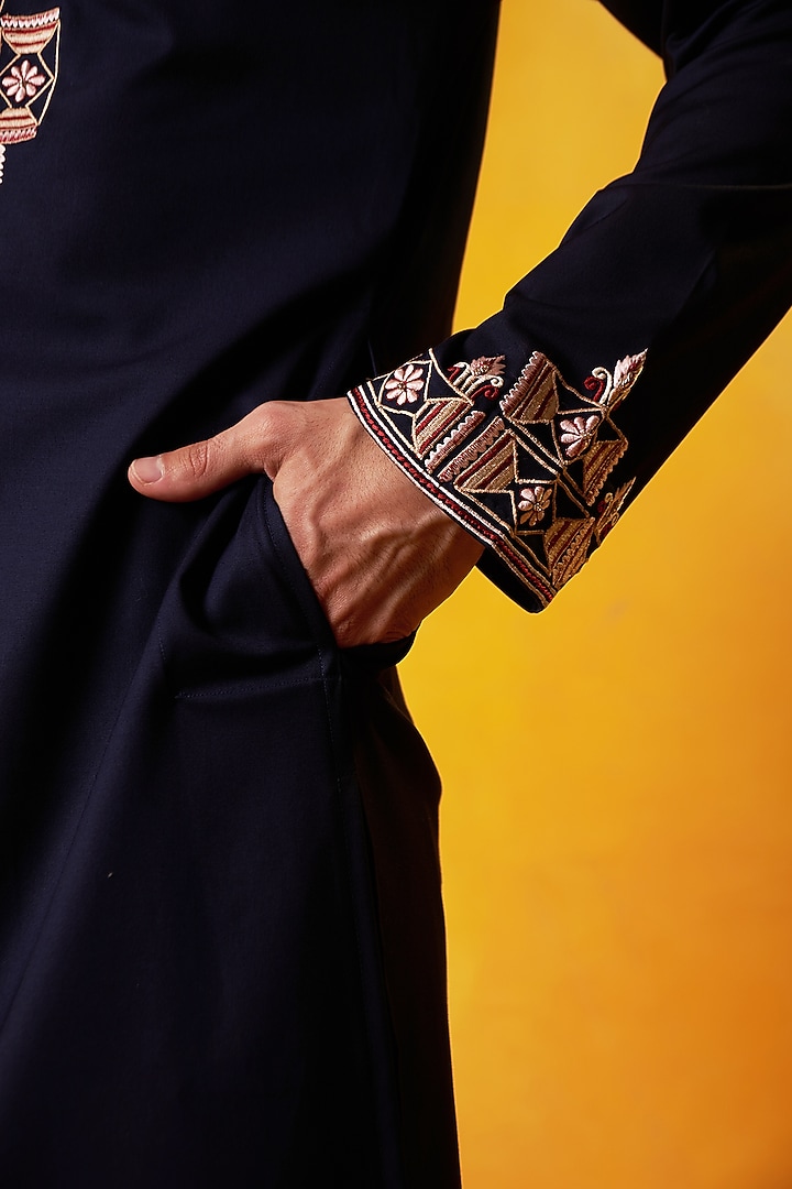 Blue Suiting Embroidered Kurta Set by Bhavya Bhasin at Pernia's Pop Up Shop
