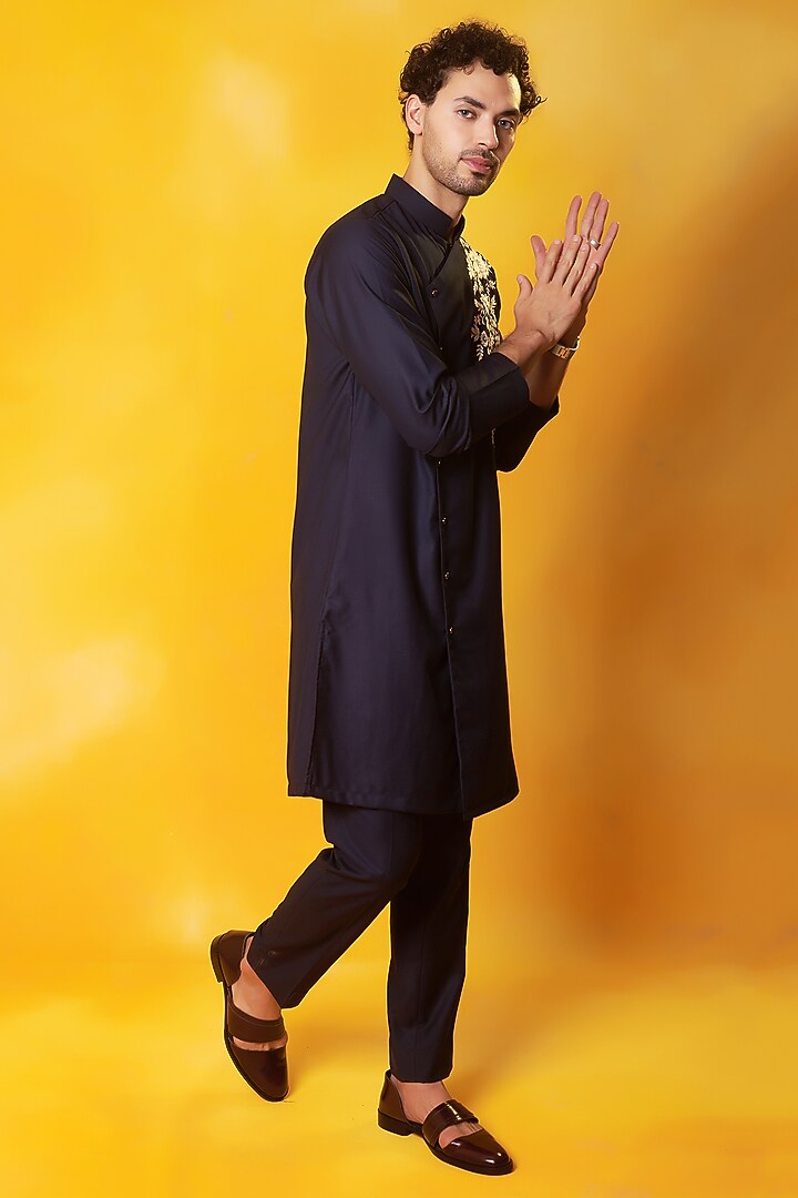 Blue Matka Silk Embroidered Angrakha Kurta Set by Bhavya Bhasin at Pernia's Pop Up Shop