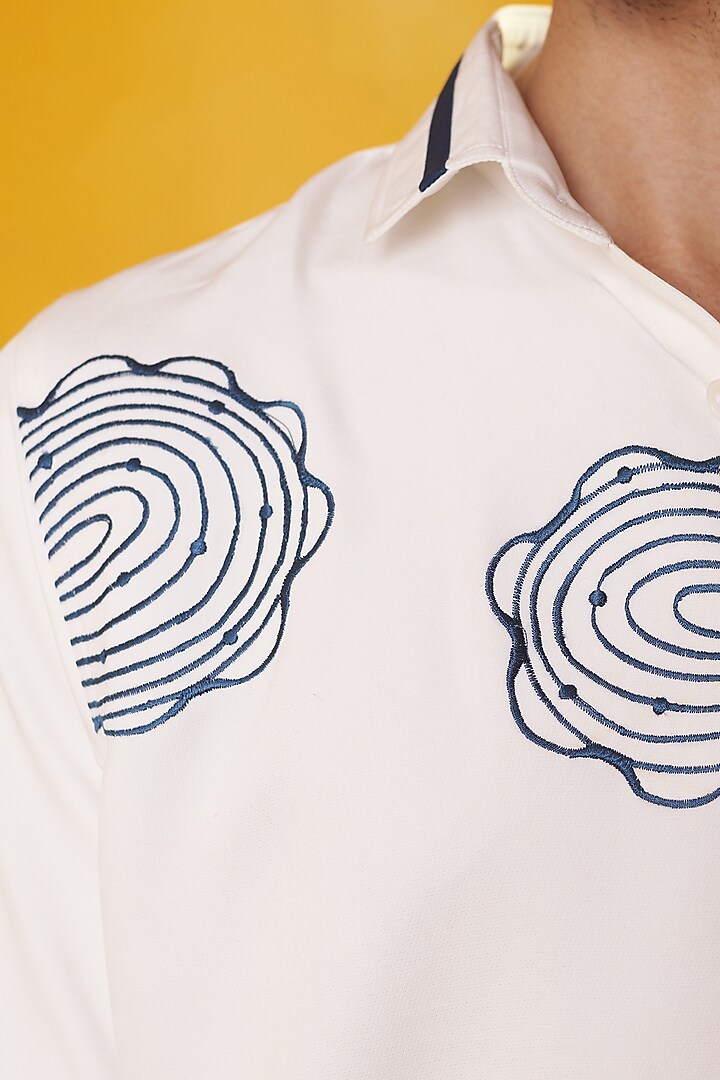 White Banana Crepe Embroidered Co-Ord Set by Bhavya Bhasin at Pernia's Pop Up Shop