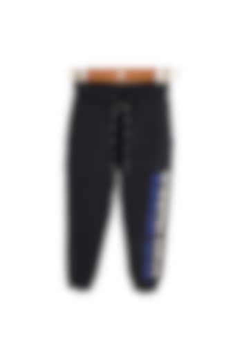 Navy Blue Printed Joggers For Boys by BYB PREMIUM