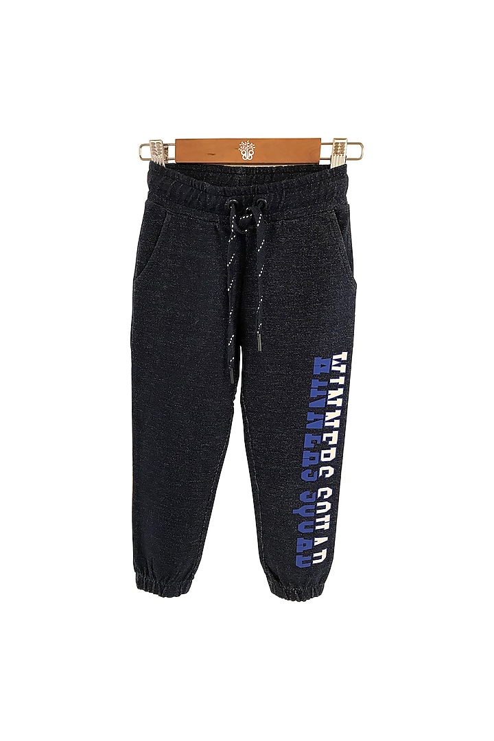 Navy Blue Printed Joggers For Boys by BYB PREMIUM