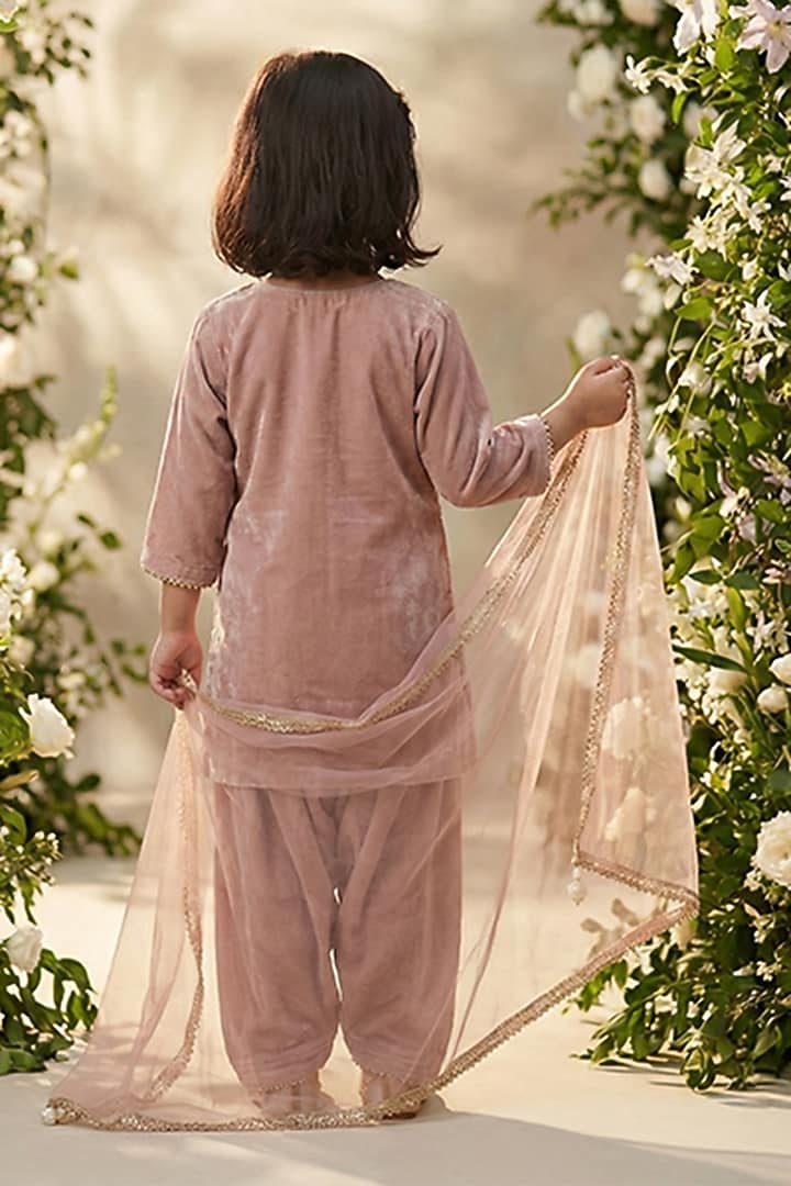 Dusty Pink Velvet Hand Embroidered Kurta Set For Girls by BYB PREMIUM at Pernia's Pop Up Shop